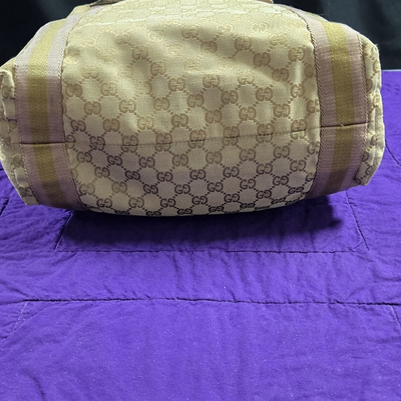 AUTHENTIC GUCCI GG CANVAS TOTE - Picture 5 of 9